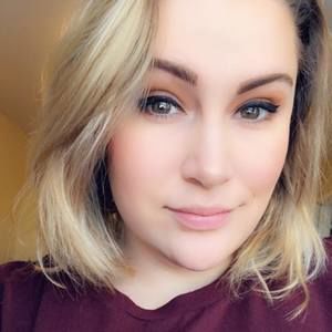 Meet your Posher, Katelyn elizabeth